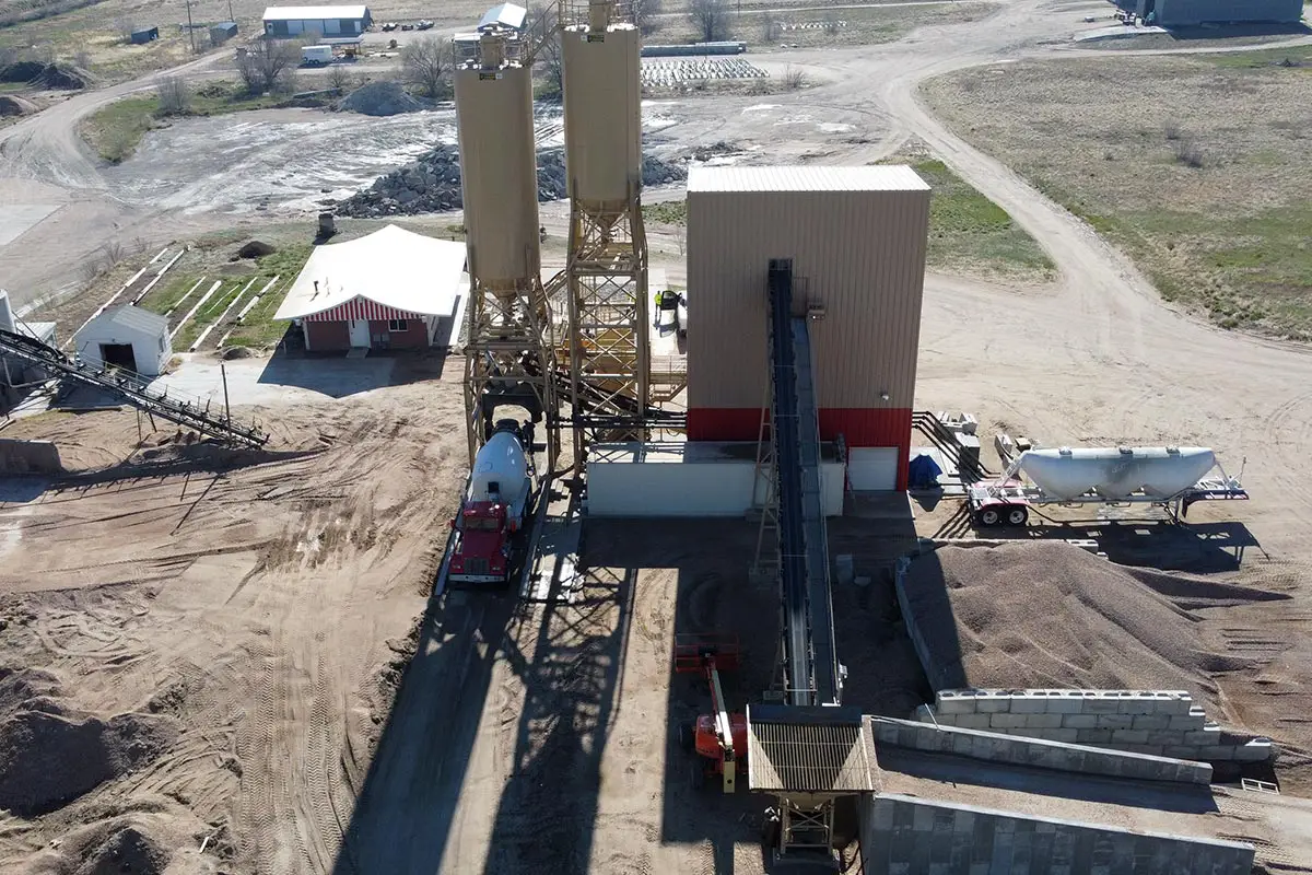 vince-hagan-lpm-dry-stationary-batching-plant-dorn-2