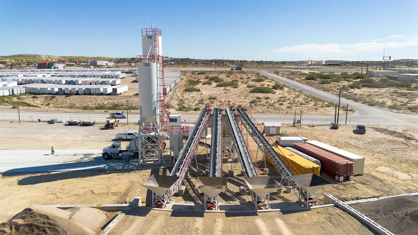 vh-lpm-mini-240820-0232-1400